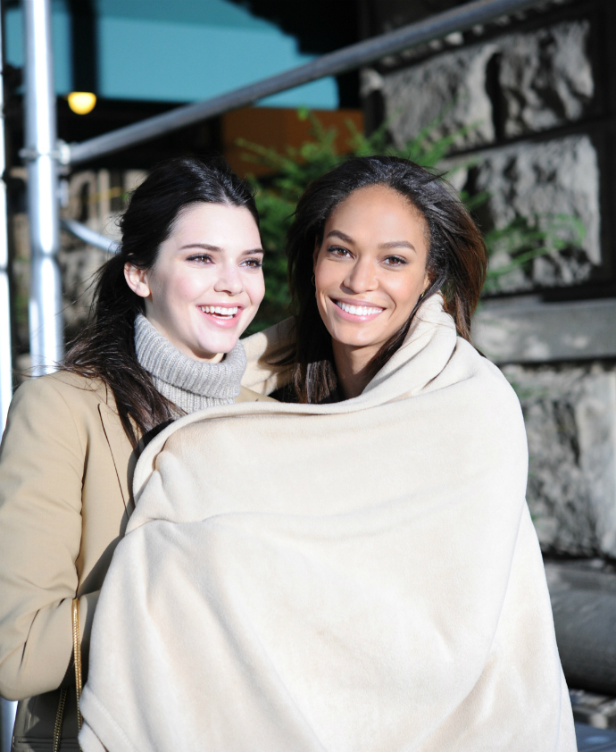 Кендалл Дженнер и Джоан Смоллс