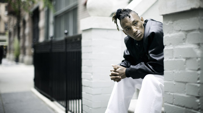 То, что Tricky когда-то выступит в Екатеринбурге, еще недавно сложно было представить. Однако дав концерты в Москве и Питере в прошлом году, музыкант пообещал поклонникам вернуться и узнать о России побольше. То, что Tricky когда-то выступит в Екатеринбурге, еще недавно сложно было представить. Однако дав концерты в Москве и Питере в прошлом году, музыкант пообещал поклонникам вернуться и узнать о России побольше.