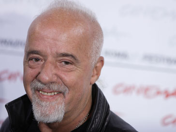 Пауло Коэльо (Paulo Coelho) оказался в опале Пауло Коэльо (Paulo Coelho) оказался в опале