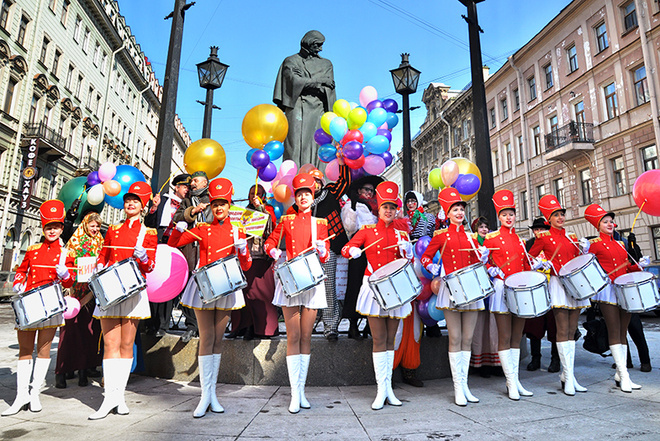 День смеха 1 апреля 2016 в Санкт-Петербурге: Смешной фестиваль в СПб, программа