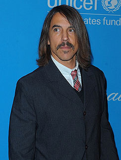 Энтони Кидис придерживается правильного образа жизни. Энтони Кидис (Anthony Kiedis)