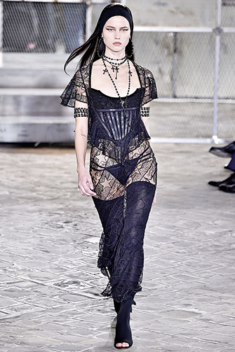 Показ Givenchy Показ Givenchy