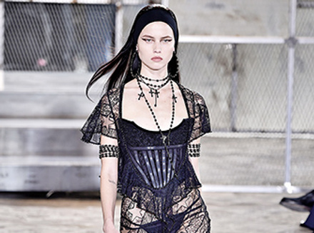 Показ Givenchy Показ Givenchy