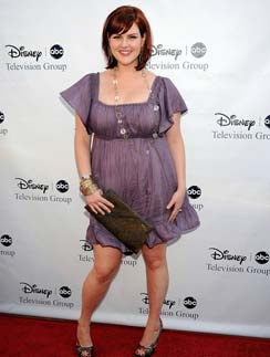 Сара Рю раньше Сара Рю (Sara Rue)