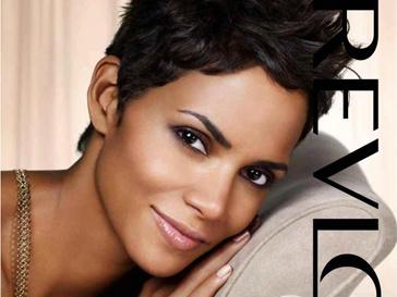 Холли Берри (Halle Berry) рекламирует косметику Revlon. Холли Берри (Halle Berry) рекламирует косметику Revlon.