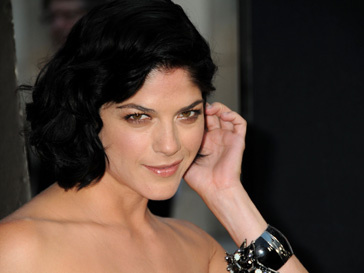 Сельма Блэр (Selma Blair) счастлива Сельма Блэр (Selma Blair) счастлива