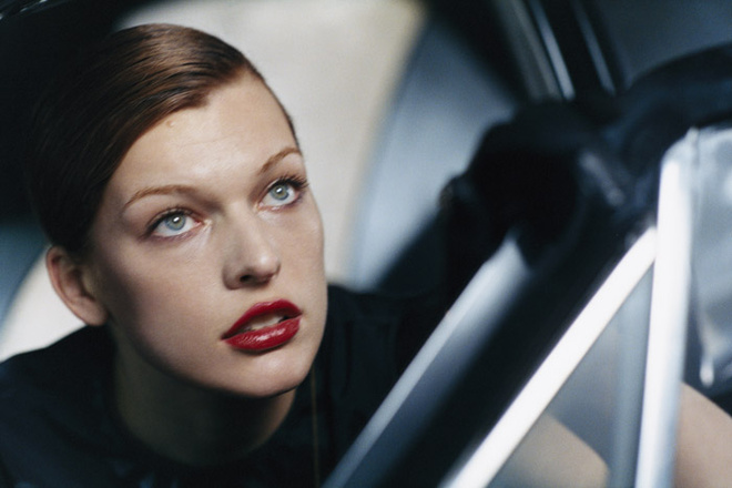 Питер Линдберг. Мила Йовович (для журнала VOGUE Italia, 2000 год). Питер Линдберг. Мила Йовович (для журнала VOGUE Italia, 2000 год).