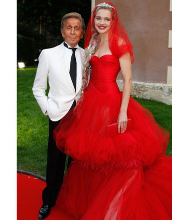 Наталья Водянова (Natalia Vodianova) и Валентино Гаравани (Valentino Garavani)