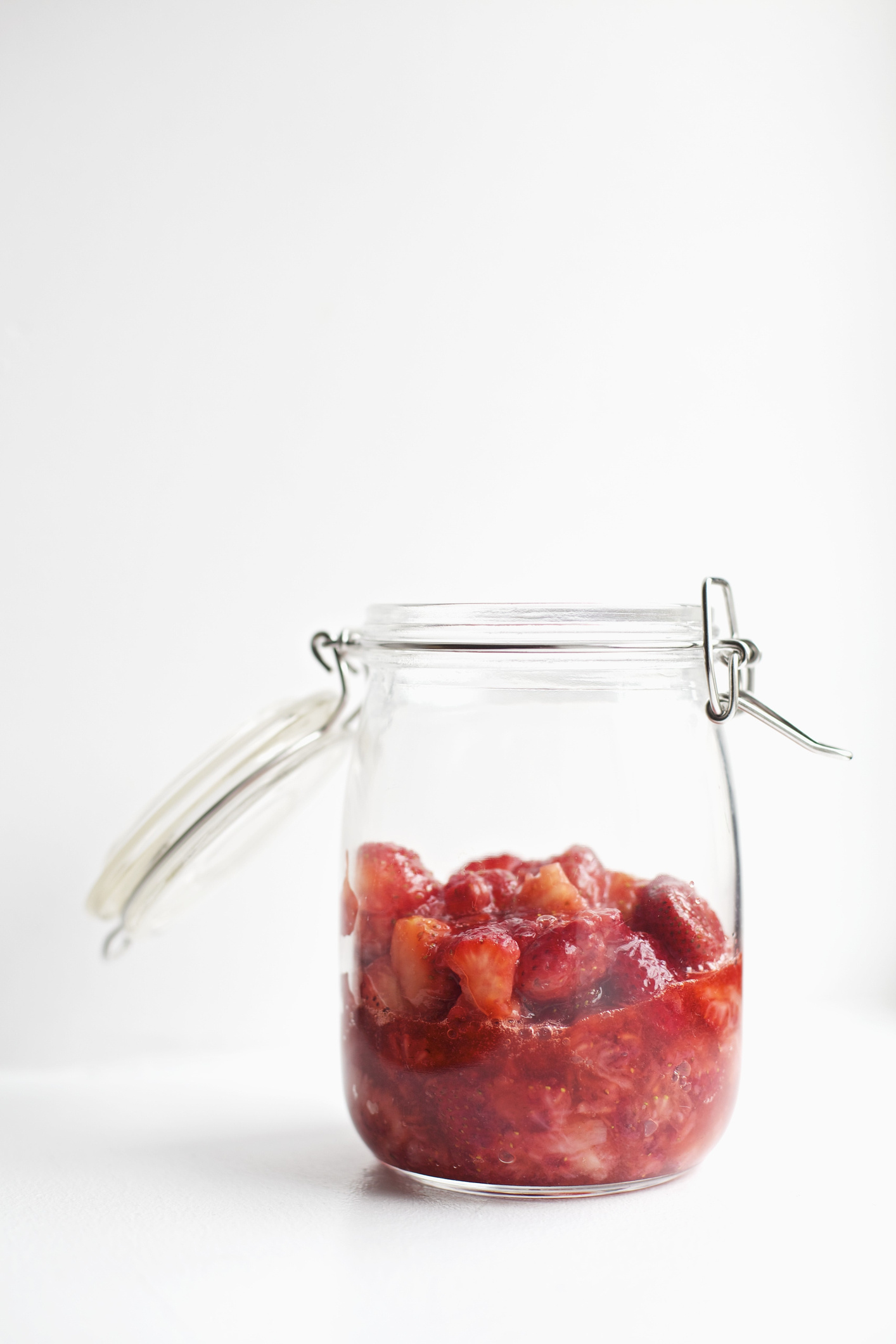 Компоты из земляники, рецепты полезного и вкусного лакомства 100 Компоты из земляники, рецепты полезного и вкусного лакомства 7