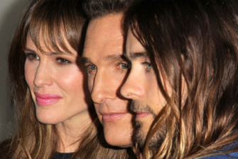 Мэтью Макконахи (Matthew McConaughey), Джаред Лето (Jared Let), Дженнифер Гарнер (Jenniifer Garner)на премьере фильма «Далласский клуб покупателей», октябрь 2013, Беверли Хиллз Мэтью Макконахи (Matthew McConaughey), Джаред Лето (Jared Let), Дженнифер Гарнер (Jenniifer Garner)на премьере фильма «Далласский клуб покупателей», октябрь 2013, Беверли Хиллз