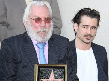 Дональд Сазерленд (Donald Sutherland) и Колин Фаррел (Colin Farrell) на торжественной церемонии Дональд Сазерленд (Donald Sutherland) и Колин Фаррел (Colin Farrell) на торжественной церемонии