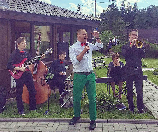 Степан Меньщиков и «Шоу ДжаЗыль Бенд» Степан Меньщиков и «Шоу ДжаЗыль Бенд», фото