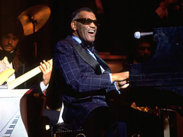Любовница Рэя Чарльза (Ray Charles) смогла купить дом Любовница Рэя Чарльза (Ray Charles) смогла купить дом