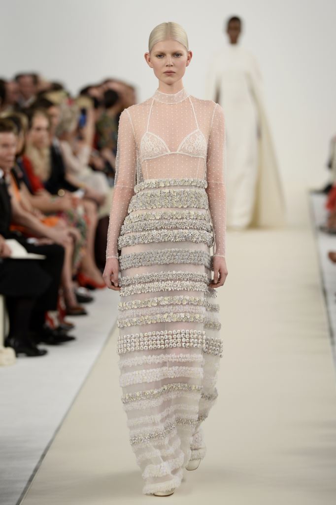 в Нью-Йорке прошел показ коллекции Valentino Sala Bianca
