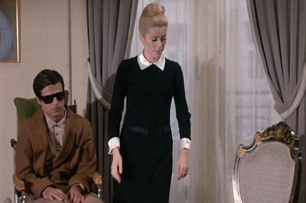 Кадр из фильма "Дневная красавица", Луис Бунюэль, 1967 Кадр из фильма "Дневная красавица", Луис Бунюэль, 1967