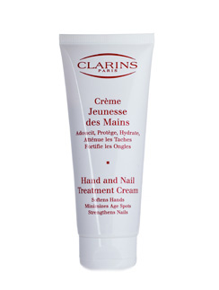 Крем для руг и ногтей Creme Jeunesse des Mains от Clarins увлажняет и смягчает.