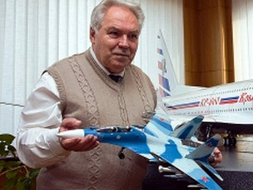 Михаил Симонов сделал конструкторское бюро «Сухой» известным на весь мир Михаил Симонов сделал конструкторское бюро «Сухой» известным на весь мир