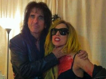 Леди ГаГа (Lady GaGa) и Элис Купер (Alice Cooper) нашли много общего Леди ГаГа (Lady GaGa) и Элис Купер (Alice Cooper) нашли много общего