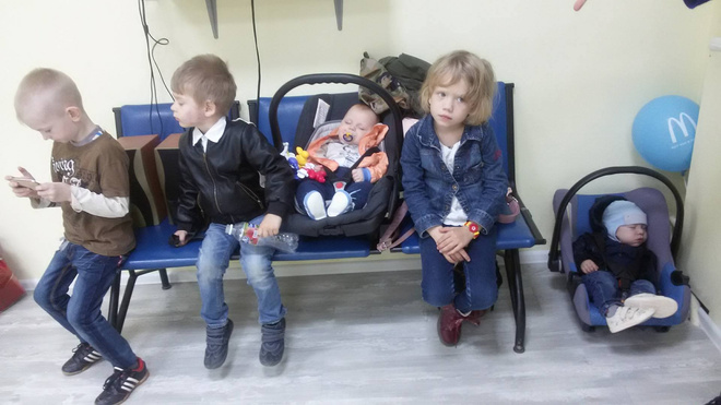 Конкурс красоты многодетных мама Наша красивая мама: подготовка к конкурсу Волгоград: многодетные мамы и дети. Фото