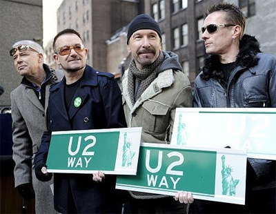 U2 образовалась в 76-м году из школьной группы Feedback. U2 образовалась в 76-м году из школьной группы Feedback.