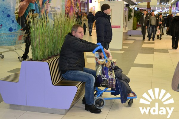 Волгоград, ночь Sale в ТРЦ "Акварель", 24 января 2015 Скидки, распродажи, sale