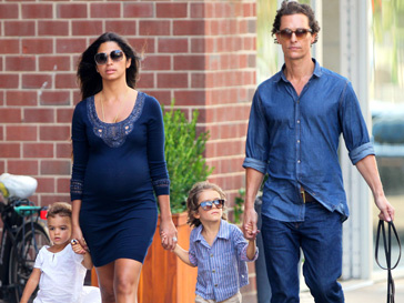 У Мэтью Макконахи (Matthew McConaughey) и Камилы Альвес (Camila Alves) родилась дочь У Мэтью Макконахи (Matthew McConaughey) и Камилы Альвес (Camila Alves) родилась дочь