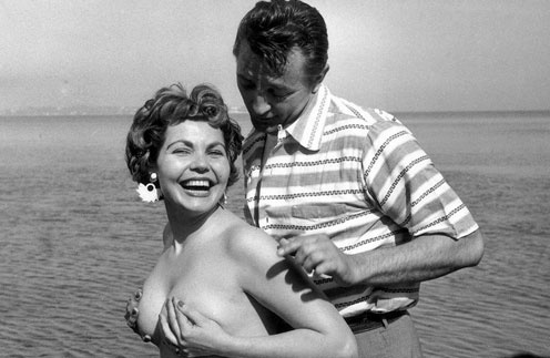 Роберт Митчем (Robert Mitchum) и Симона Сильва Роберт Митчем (Robert Mitchum) и Симона Сильва