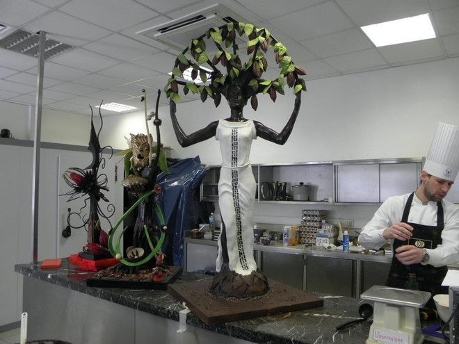 призер Национального отборочного тура Cacao Barry World Chocolate Masters Артем Глушков призер Национального отборочного тура Cacao Barry World Chocolate Masters Артем Глушков