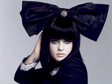 Келли Осборн (Kelly Osbourne) начала сотрудничество с известным брендом Келли Осборн (Kelly Osbourne) начала сотрудничество с известным брендом