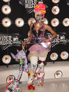 Ники Минай на MTV VMA 2011. Ники Минай (Nicki Minaj)