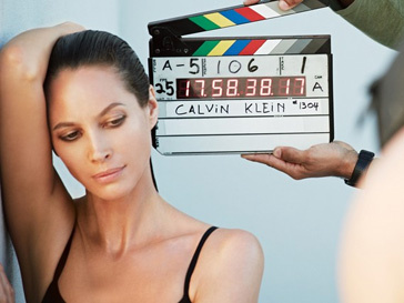 Кристи Тарлингтон (Christy Turlington) возобновила сотрудничество с Calvin Klein Underwear Кристи Тарлингтон (Christy Turlington) возобновила сотрудничество с Calvin Klein Underwear