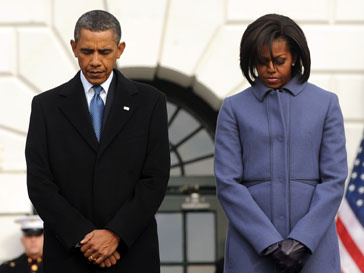 Барак Обама (Barak Obama) навестит Габриэль Гиффордс в больнице. Барак Обама (Barak Obama) навестит Габриэль Гиффордс в больнице.