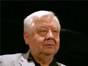 Олег Табаков проходит курс терапии из-за проблем с сердцем Олег Табаков проходит курс терапии из-за проблем с сердцем
