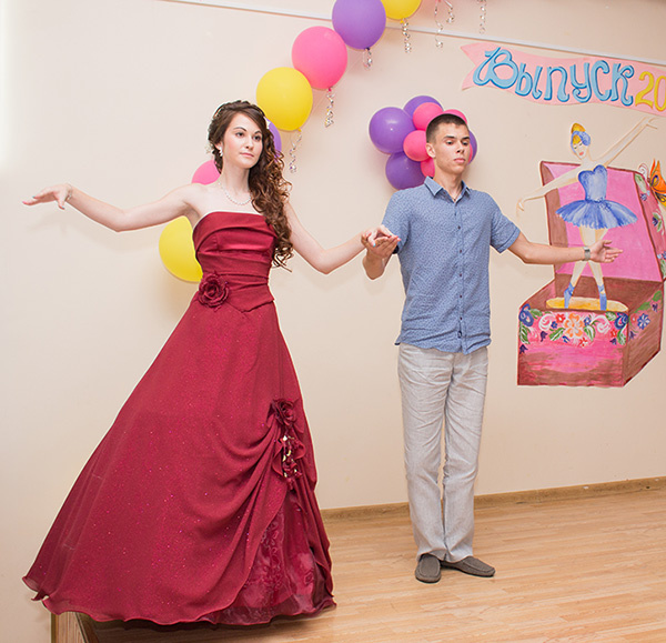выпускник-2015 Волгоград, выпускные вечера летние платья, модная одежда