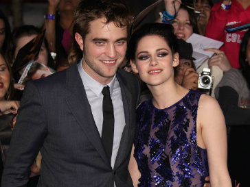 Кристен Стюарт (Kristen Stewart) и Роберт Паттинсон (Robert Pattinson) пишут сценрий к новому совместному фильму Кристен Стюарт (Kristen Stewart) и Роберт Паттинсон (Robert Pattinson) пишут сценрий к новому совместному фильму
