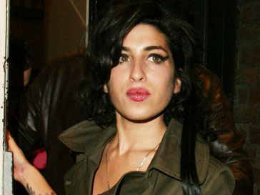 Последняя песня от Эми Уайнхаус (Amy Winehouse) выйдет в качестве сингла Последняя песня от Эми Уайнхаус (Amy Winehouse) выйдет в качестве сингла