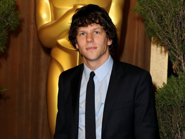 В гору пошла карьера молодого актера Джесси Айзенберга (Jesse Eisenberg) В гору пошла карьера молодого актера Джесси Айзенберга (Jesse Eisenberg)