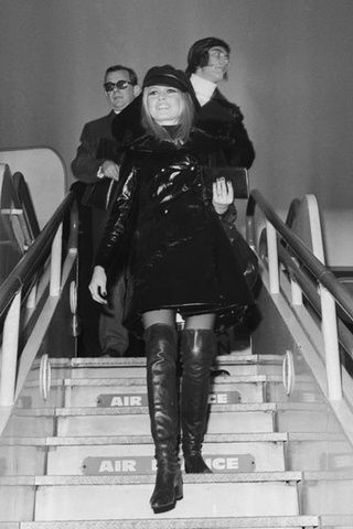 Брижит Бардо, 1968 год Брижит Бардо, 1968 год