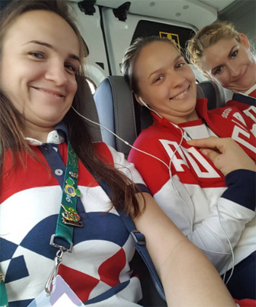 Россия выиграла четыре золотые медали в предпоследний день Олимпиады гандболистки фото
