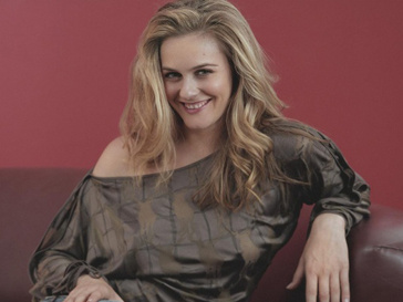 Алисия Сильвестоун (Alicia Silverstone) беременна Алисия Сильвестоун (Alicia Silverstone) беременна