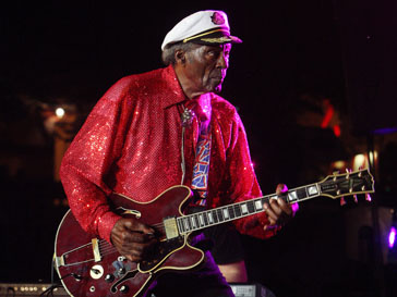 Чак Берри (Chuck Berry) выступает уже более 60-ти лет Чак Берри (Chuck Berry) выступает уже более 60-ти лет