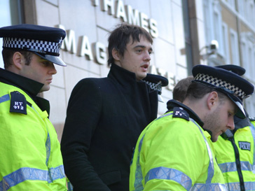 Пит Доэрти (Pete Doherty) Пит Доэрти (Pete Doherty)