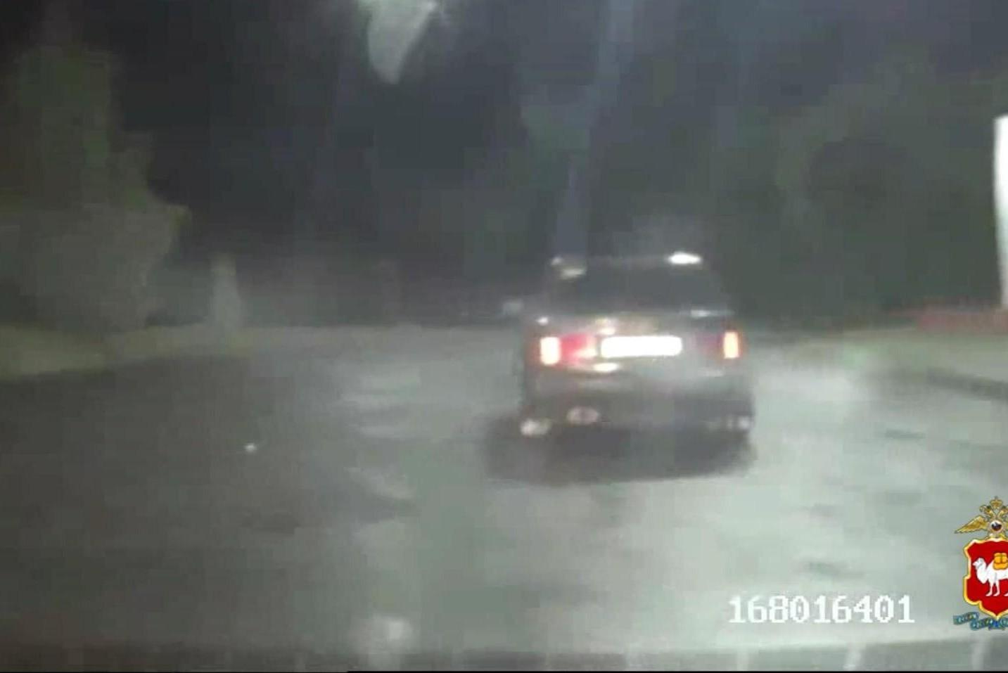         Audi    ()