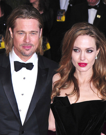 Анджелина Джоли (Angelina Jolie) и Брэд Питт (Brad Pitt) на "Оскаре"-2012