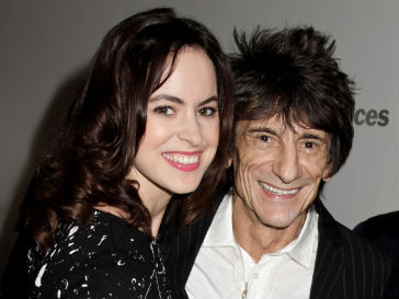 Ронни Вуд (Ronnie Wood) и Салли Хамфрис Ронни Вуд (Ronnie Wood) и Салли Хамфрис