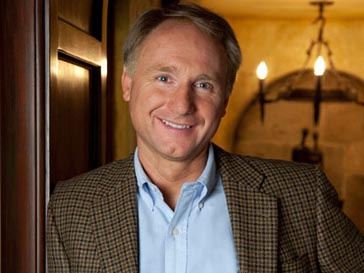 Дэн Браун (Dan Brown) пишет сценарий Дэн Браун (Dan Brown) пишет сценарий