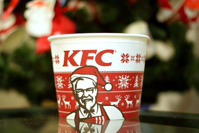 KFC создает атмосферу праздника KFC создает атмосферу праздника