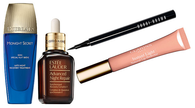 крем для лица Midnight Secret, Guerlain (по словам создателей, это «сон во флаконе»), сыворотка, активизирующая восстановление клеток ночью и защитные функции кожи днем, Advanced Night Repair, Estée Lauder; черная подводка Bobbi Brown; блеск для губ Eclat Minute, Clarins, оттенок 02 Apricot Shimmer.