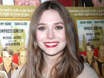 Элизабет Олсен (Elizabeth Olsen) очень похожа на своих сестер Элизабет Олсен (Elizabeth Olsen) очень похожа на своих сестер