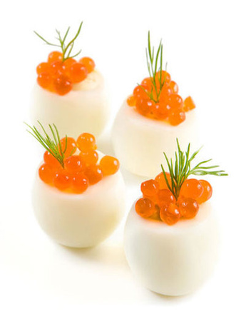 фаршированные яйца, рецепты, закуски, пасхальные блюда, пасхальные рецепты, Пасха, фарш, праздничные блюда
